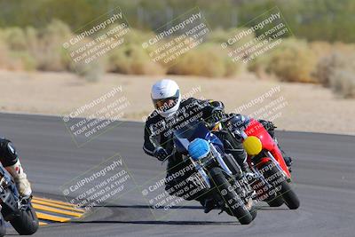 media/Oct-08-2022-SoCal Trackdays (Sat) [[1fc3beec89]]/Turn 10 (945am)/